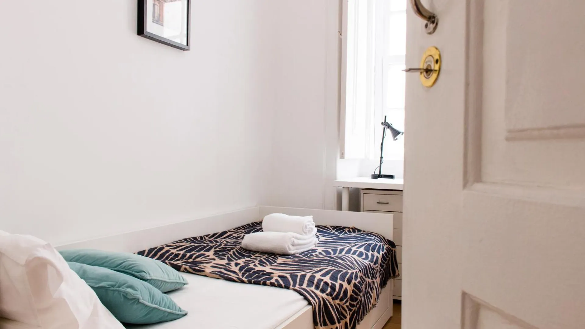 Guest house Santos Stay By Madrabica Lisbon Portugal